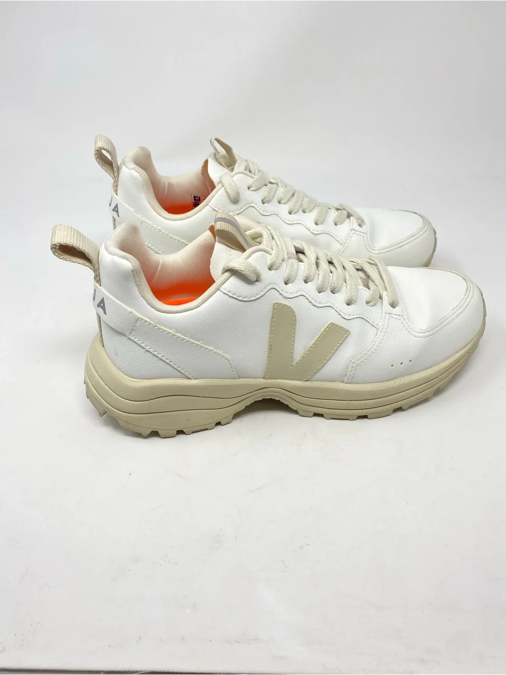 VEJA Venturi CWL White Pierre Womens Sneakers 8